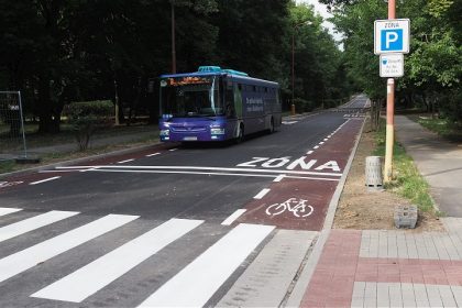 Na ulicu B Smetanu v Trnave sa vratili auta