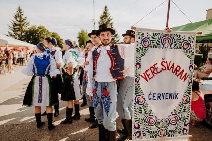 To je tradicia Folklorne slavnosti v Cerveniku oslavuju 60 rocnik