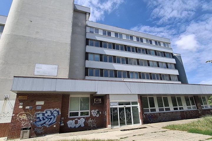 Univerzita sv Cyrila a Metoda obnovi budovu na Hajdocyho ulici