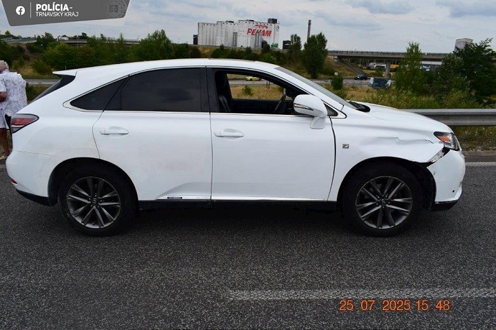 Policia hlada svedkov nehody v Trnave