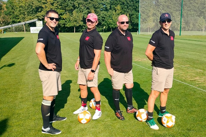 Futbalova glosa Najprv drama na fotgolfe potom s Modrankou