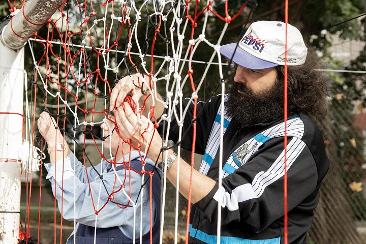 Chorvat Zeljko predstavi pracu z Trnavy v Malom Berline