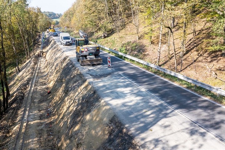Cestu cez Bielu horu spristupnia v decembri