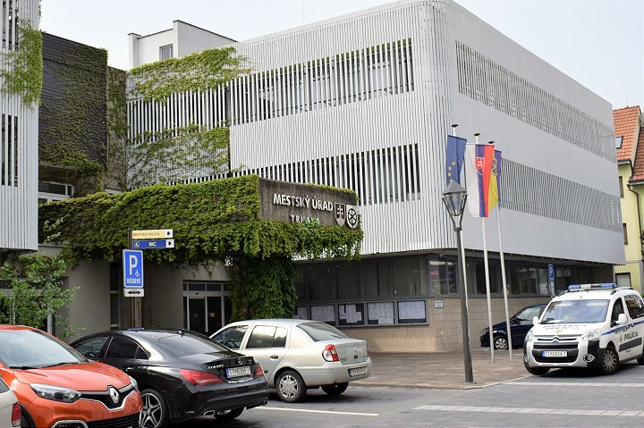 Mestsky urad v Trnave je zatvoreny
