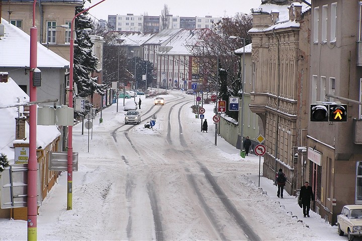 O cesty a chodniky v zime sa bude v Trnave po novom starat CS