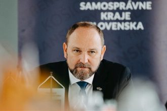 zupan viskupic vyzyva po skolskom incidente na sprisnenie predpisov tykajucich sa latok ako hhc