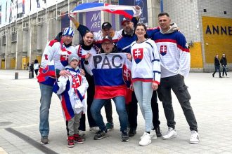 Slovenskooo V obciach pripravuju spolocne sledovanie hokejoveho semifinale