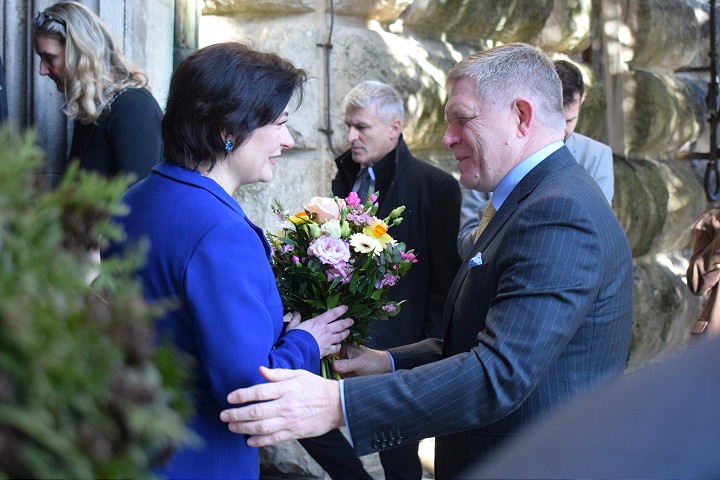 Vlada v Smoleniciach vyclenila 2 miliony eur pre okresy Trnava Piestany a Hlohovec