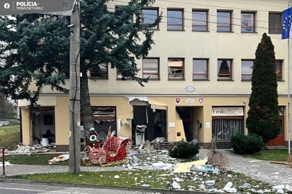 vybuch bankomatu v chtelnici zatial nie je objasneny v dolnych salibach je situacia odlisna