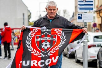 Futbalistov Spartaka privedu na zapas s Dunajskou Stredou seniori a deti