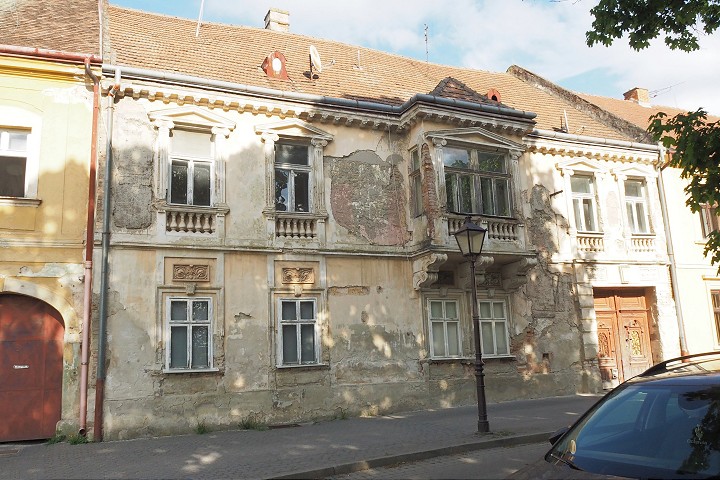 Historicky dom na Kapitulskej ulici uz nepatri manzelke Igora Matovica