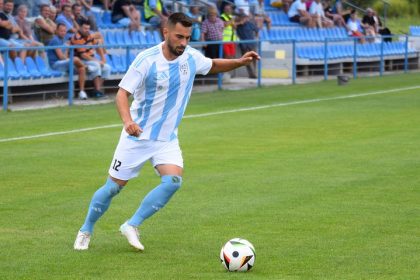 Futbal 8 liga B Zavar remizoval s Dechticami Dubovany v Prasniku