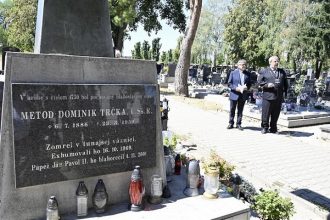 Politicki vazni si v Leopoldove pripomenuli krivdy ktorym museli celit